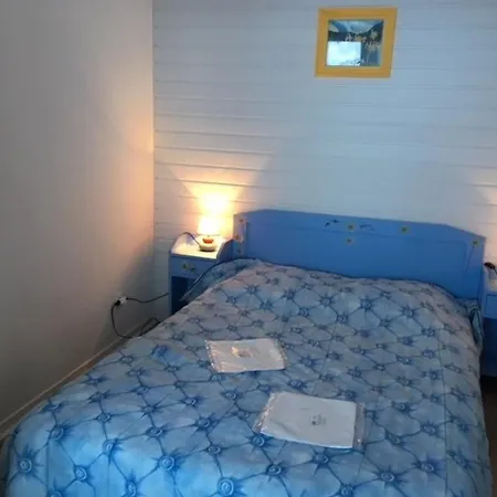 8 Pers Au Pied Des Pistes, - Fr-1-404-131 アパート